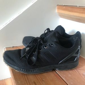 ADIDAS black  shies US size 5 ladies kids sneakers